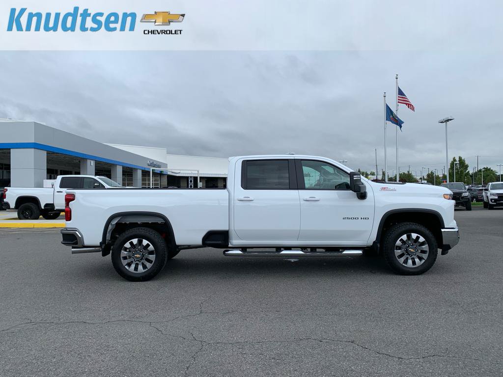 New 2026 Chevrolet Silverado 2500 LT AWD/4WD image 8