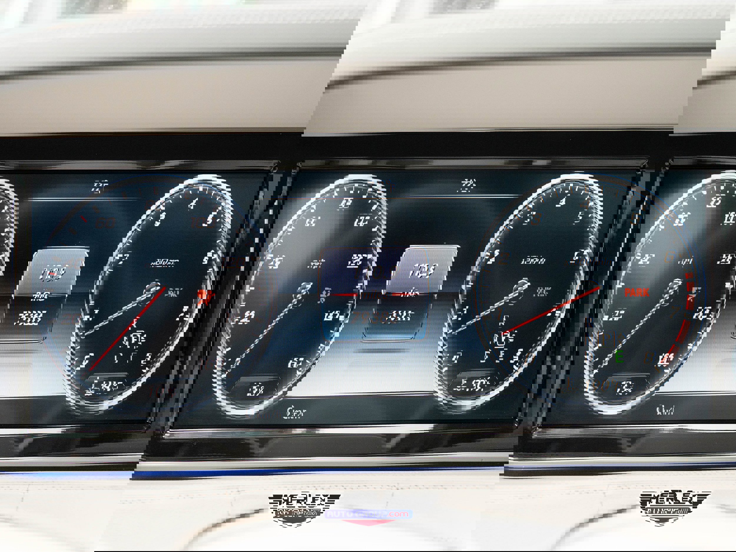 Used 2017 Mercedes-Benz S 550 4MATIC Sedan image 30