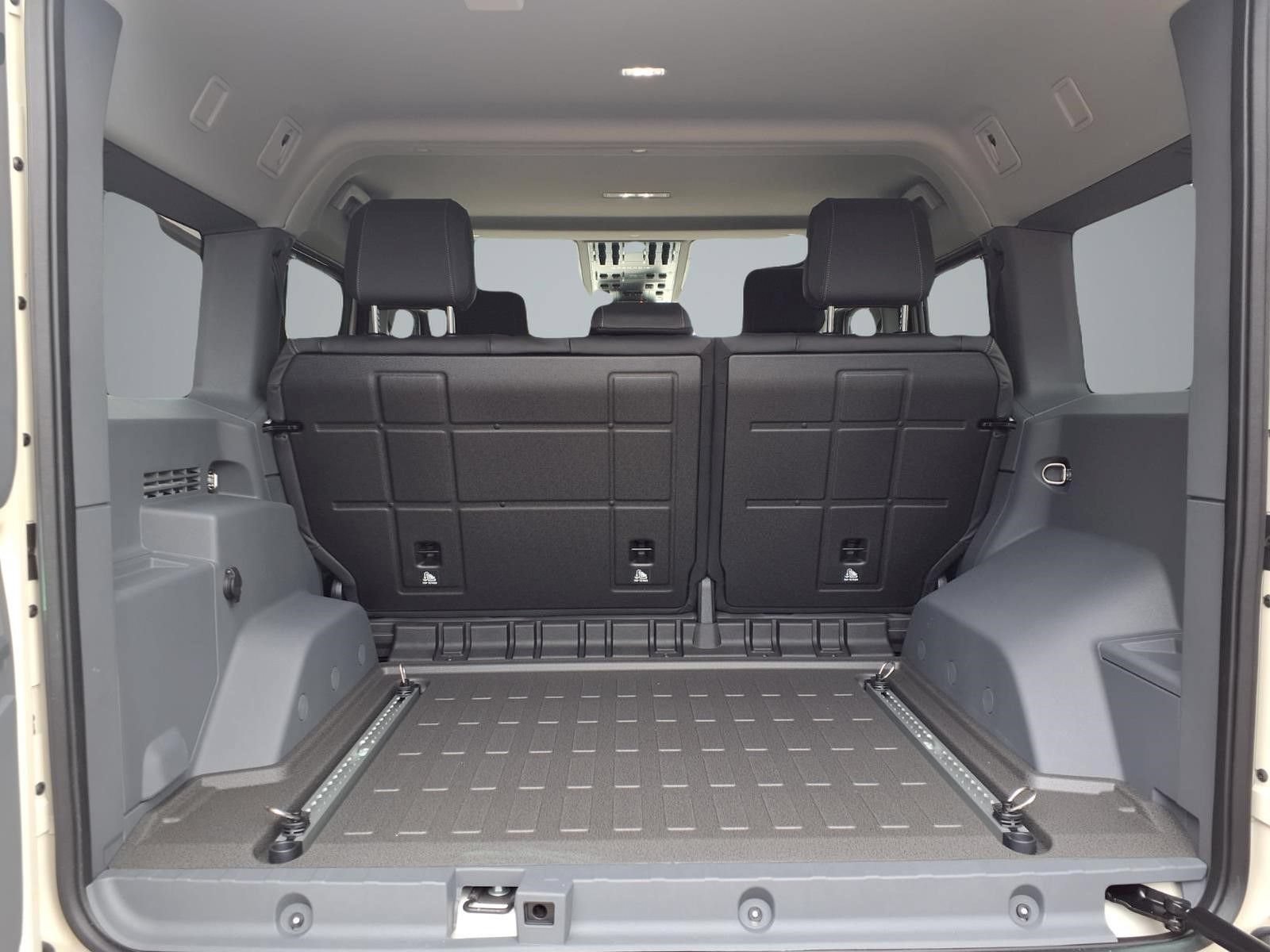 New 2026 INEOS Grenadier Station Wagon AWD/4WD image 10