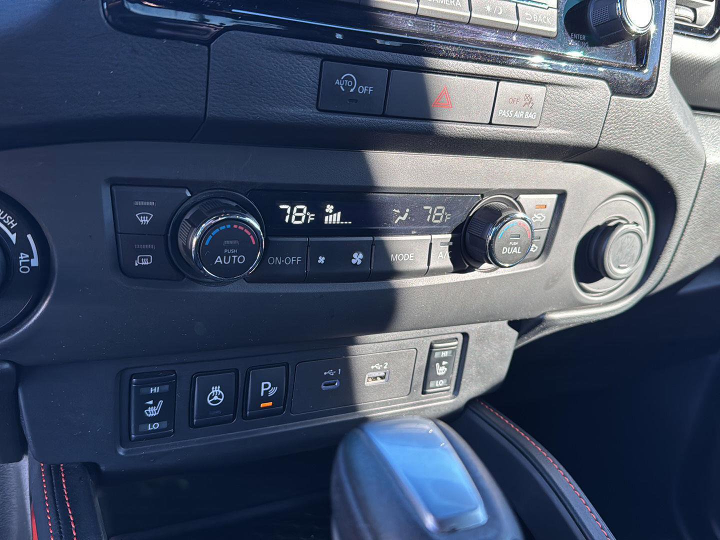 Used 2024 Nissan Frontier PRO-4X w/ Pro Convenience Package image 23