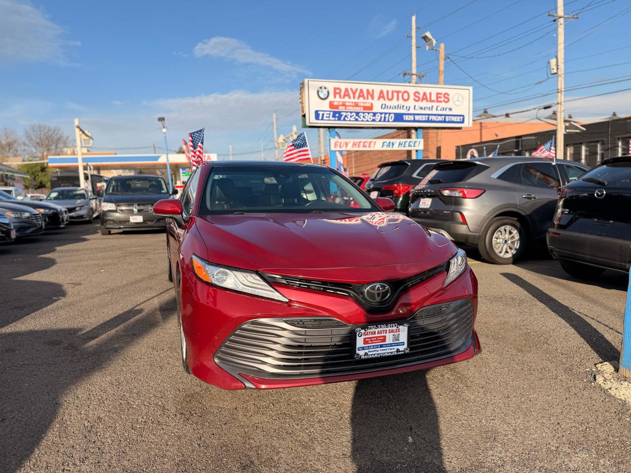 Used 2020 Toyota Camry XLE AWD/4WD image 3