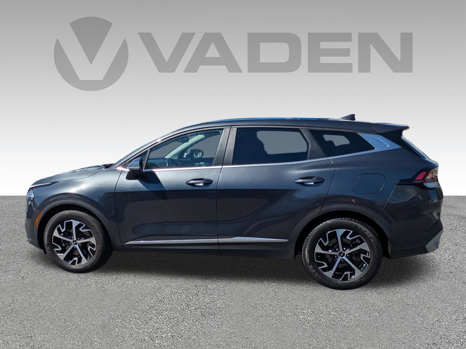 Used 2023 Kia Sportage EX image 27