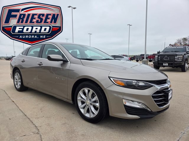 Used 2025 Chevrolet Malibu LT FWD image 3