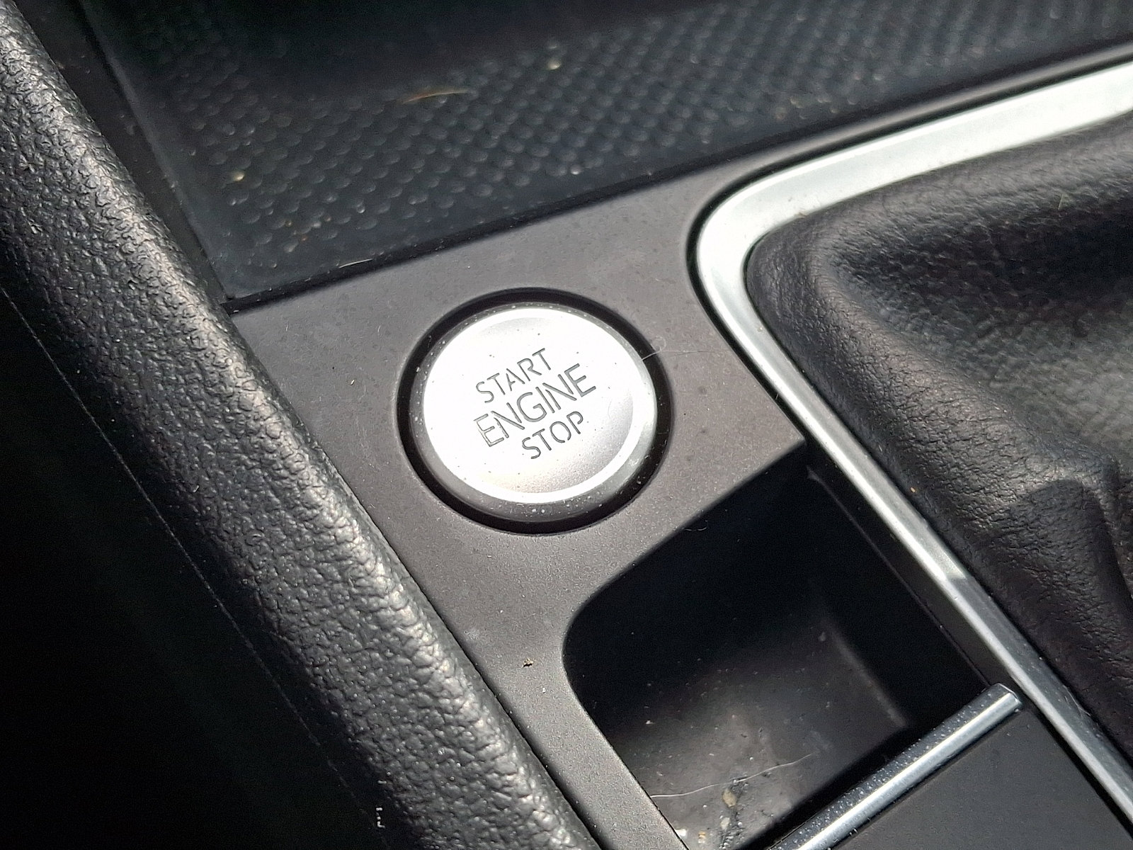 Used 2024 Volkswagen Jetta GLI Autobahn w/ GLI Black Package FWD image 23