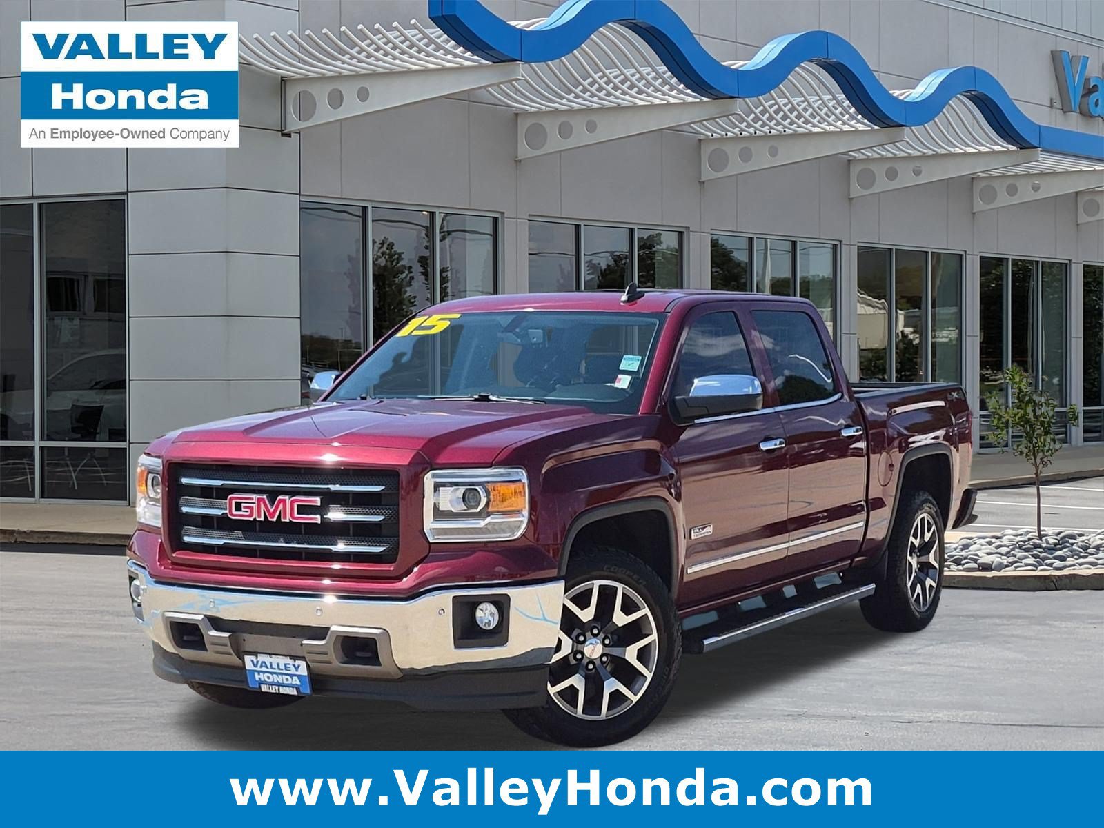 Used 2015 GMC Sierra 1500 SLT AWD/4WD image 1