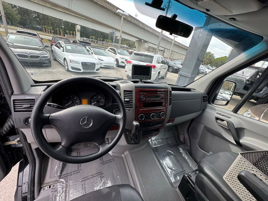 Used 2012 Mercedes-Benz Sprinter 2500 image 18
