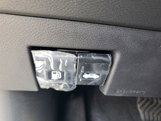 Certified 2025 Nissan Versa SV w/ Trunk Package FWD image 28