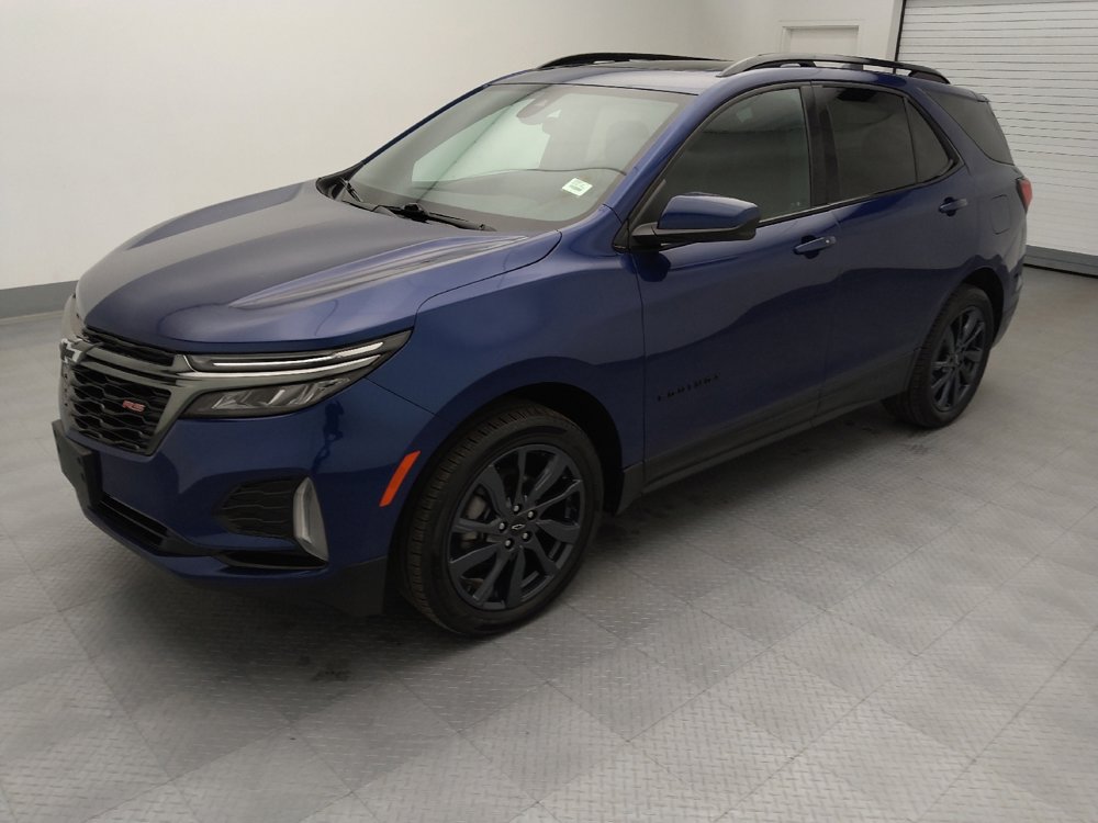 Used 2023 Chevrolet Equinox RS image 2