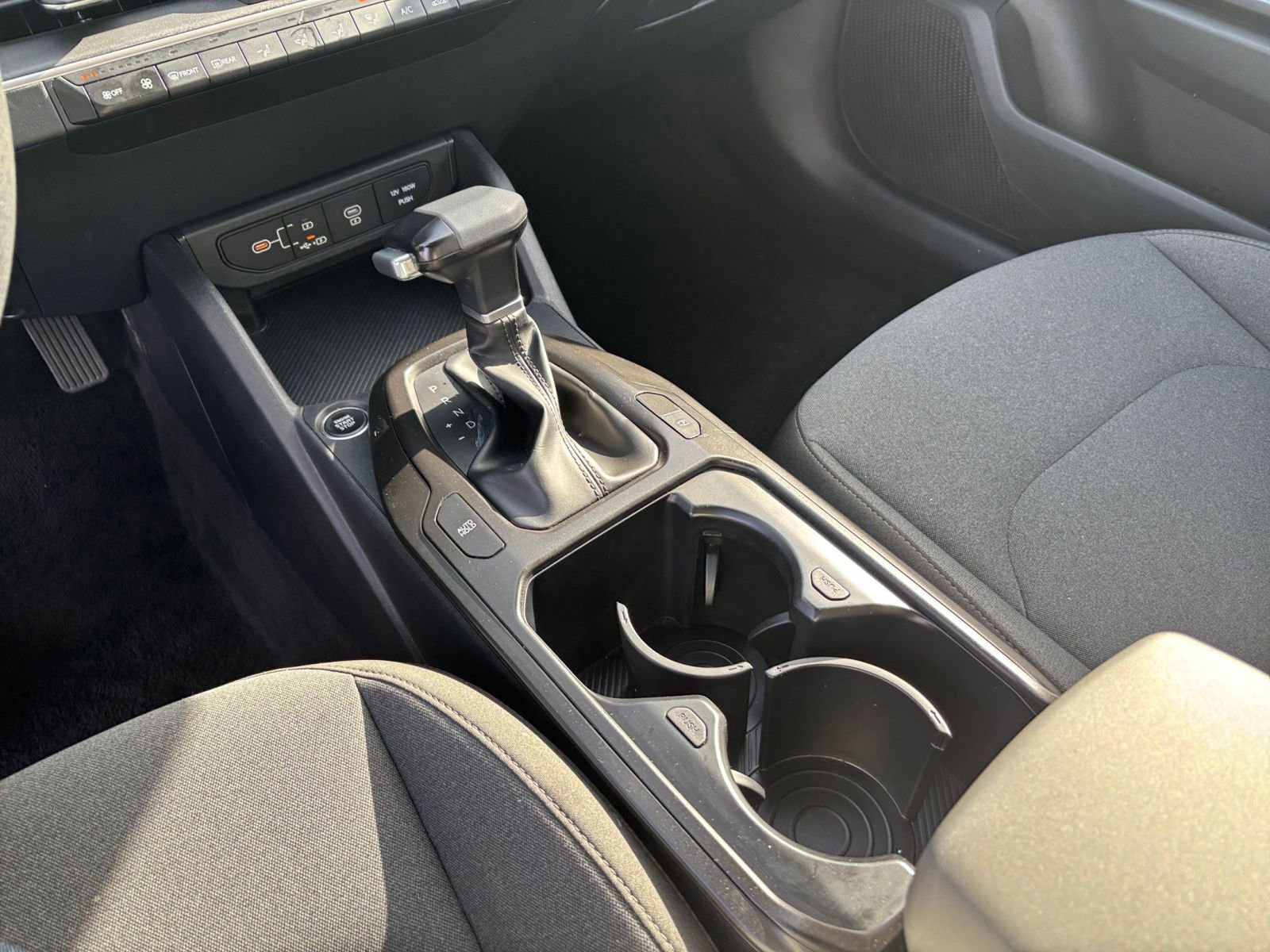 Used 2025 Kia K4 FWD image 41