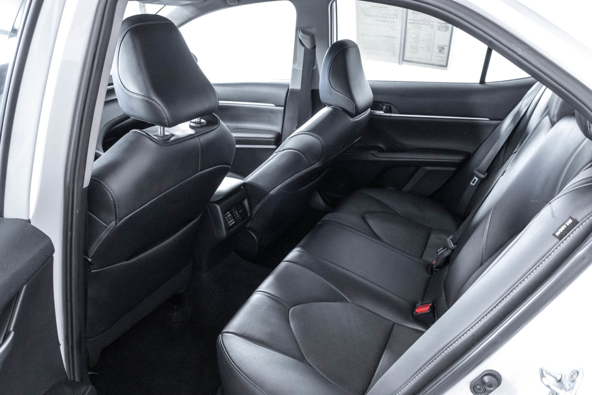 Used 2024 Toyota Camry XSE FWD image 35