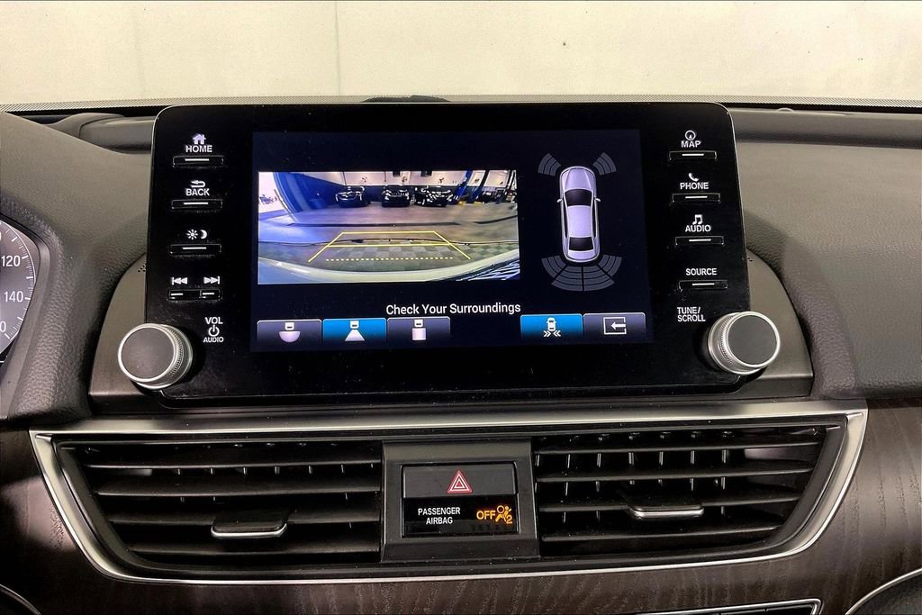 Used 2018 Honda Accord Touring image 31