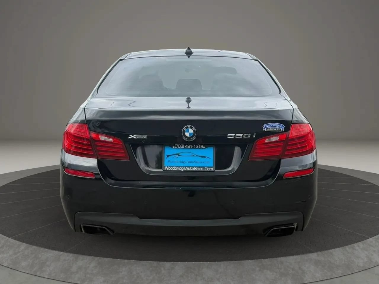 Used 2014 BMW 550i xDrive Sedan AWD/4WD image 5