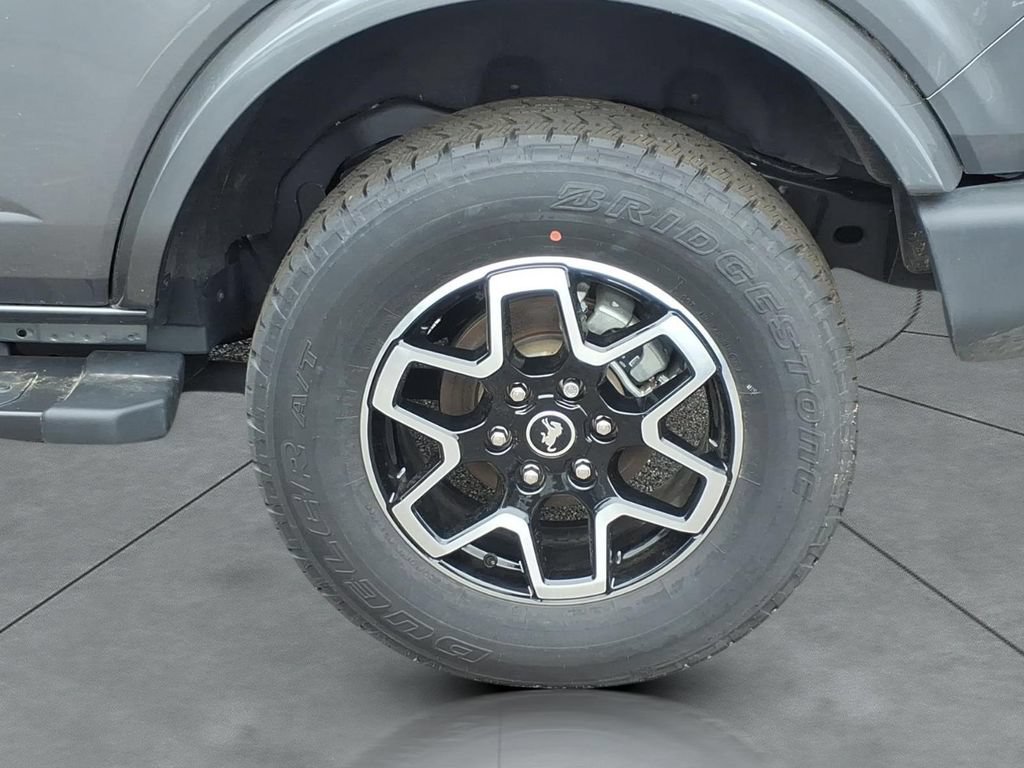 New 2024 Ford Bronco Outer Banks AWD/4WD image 4