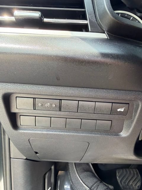 Used 2024 Mitsubishi Outlander SE Black Edition AWD/4WD image 23