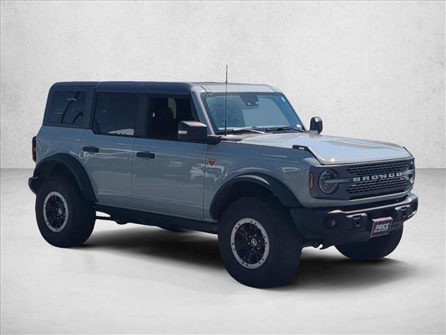 Certified 2023 Ford Bronco Badlands w/ Sasquatch Package AWD/4WD image 3