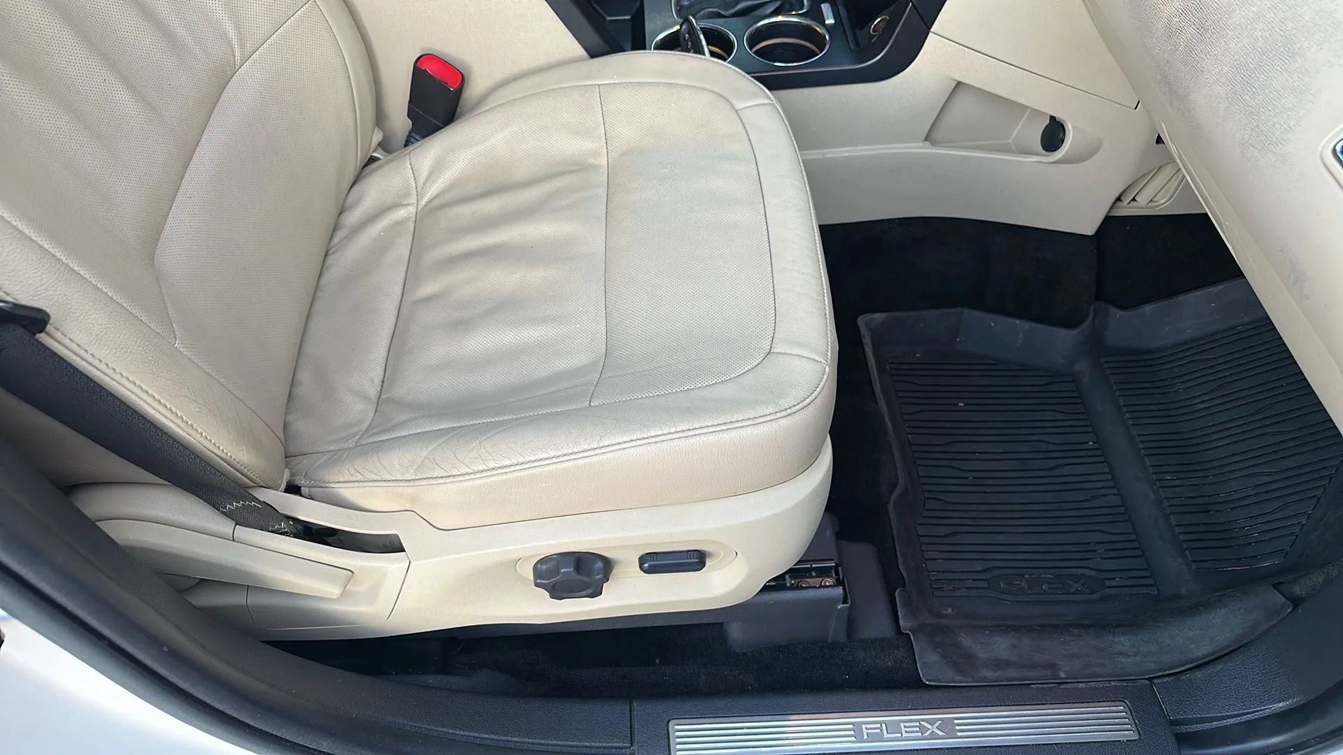 Used 2016 Ford Flex Limited image 25