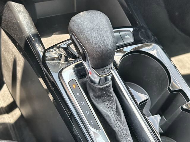 Used 2025 Chevrolet Trax LT FWD image 15