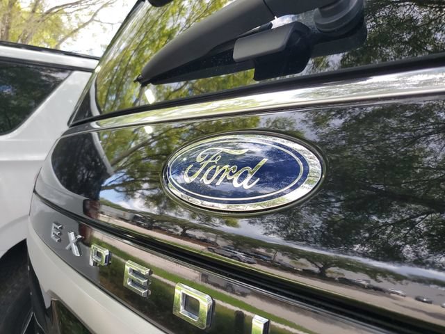 Used 2023 Ford Expedition XLT RWD image 6
