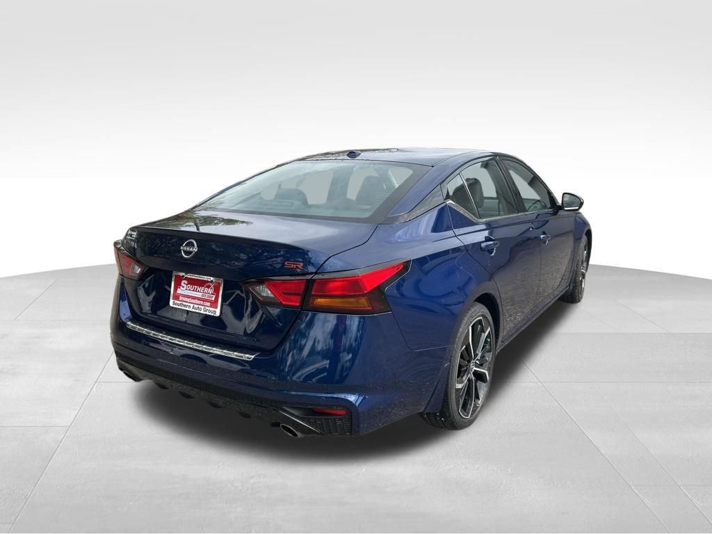 Used 2023 Nissan Altima 2.5 SR image 5