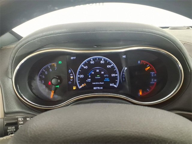 Used 2015 Jeep Grand Cherokee Overland w/ Advanced Technology Group image 18