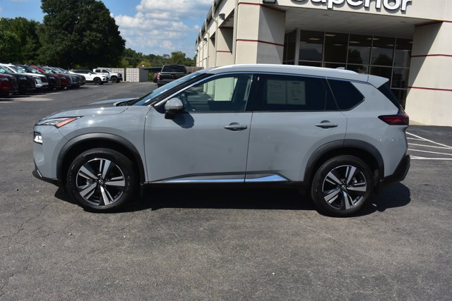Used 2023 Nissan Rogue SL FWD image 9