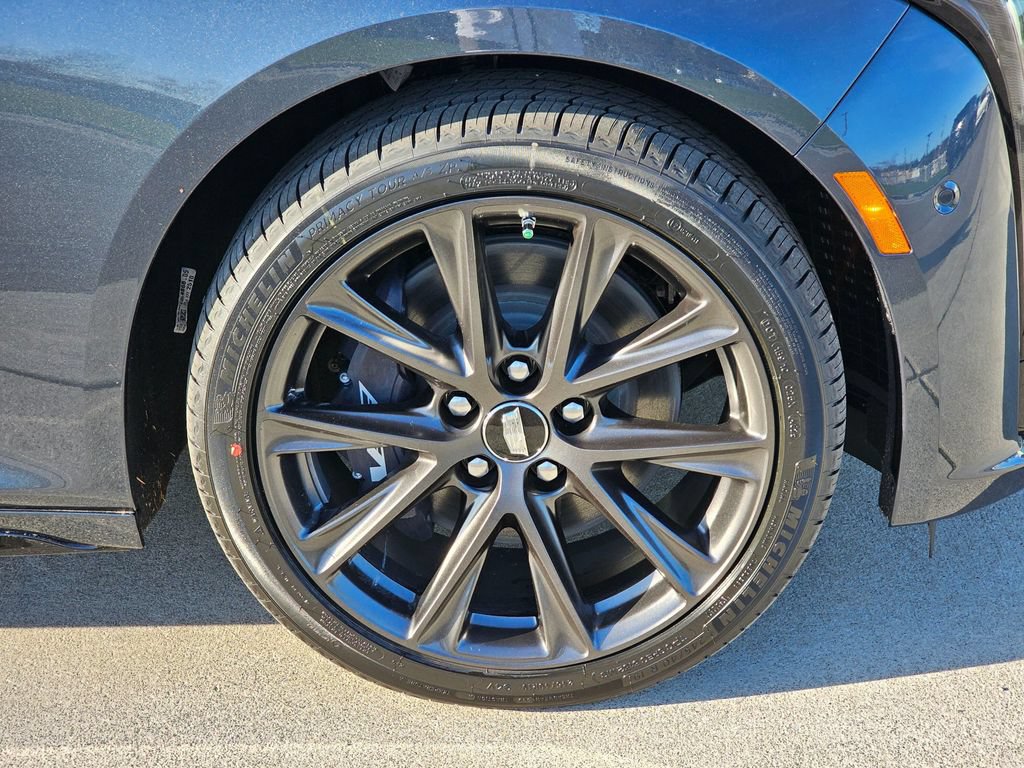 Certified 2026 Cadillac CT5 V w/ Technology Package AWD/4WD image 9