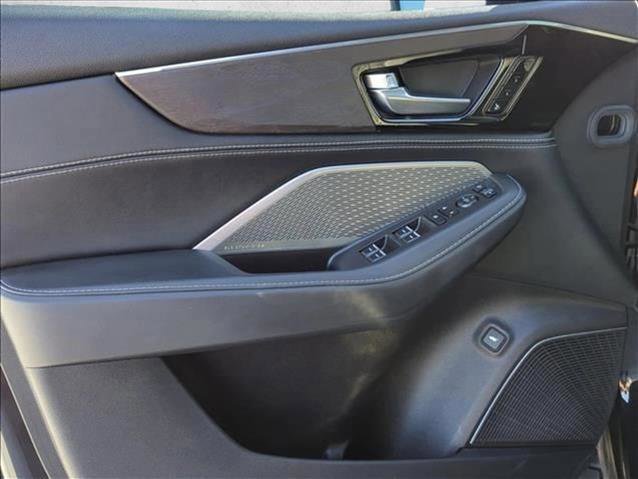 Used 2023 Acura MDX SH-AWD w/ Advance Package image 10