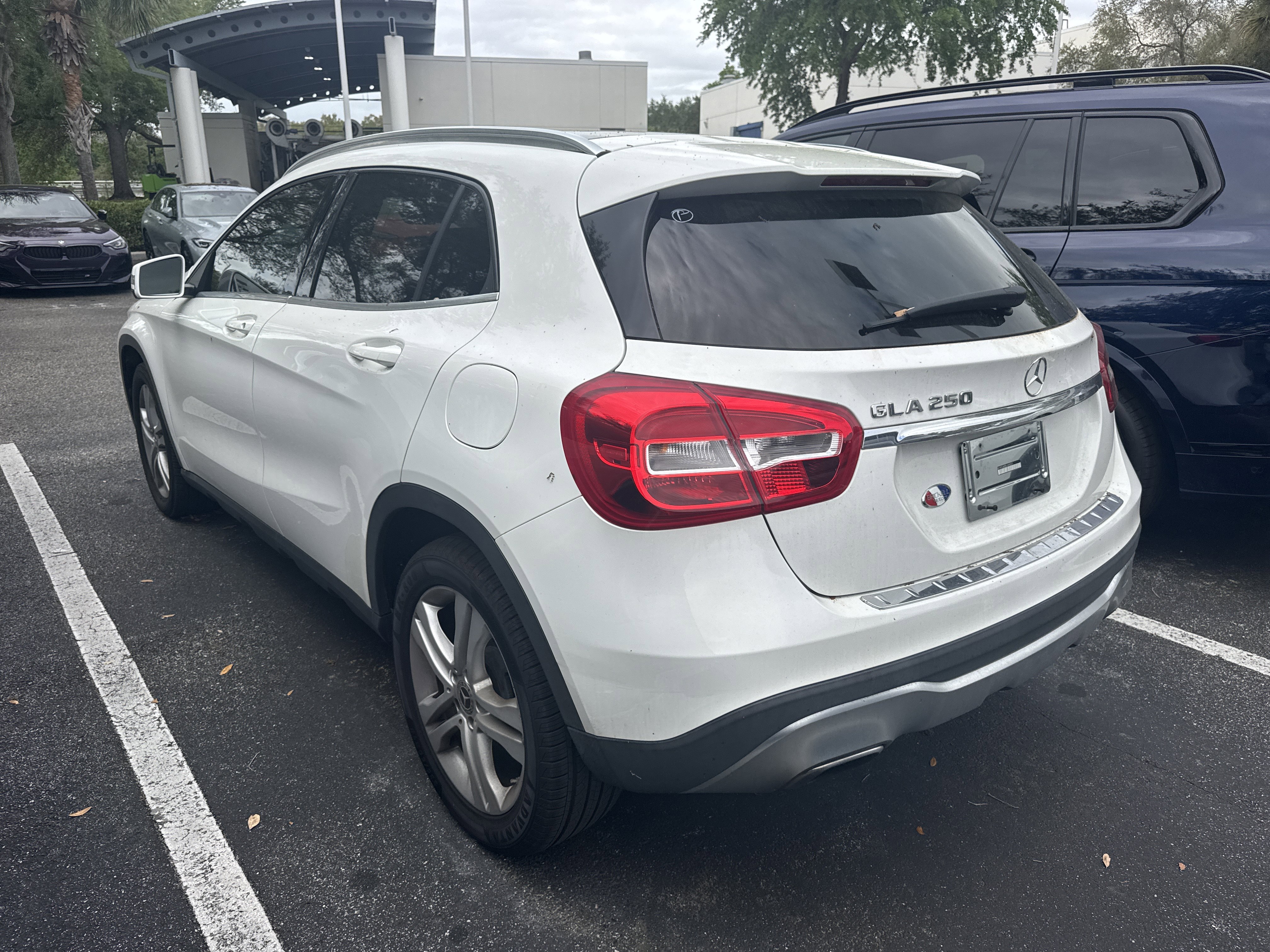 Used 2020 Mercedes-Benz GLA 250 w/ Convenience Package image 3