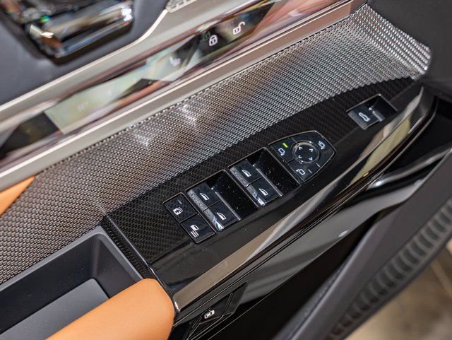 Used 2026 BMW 740i xDrive image 14