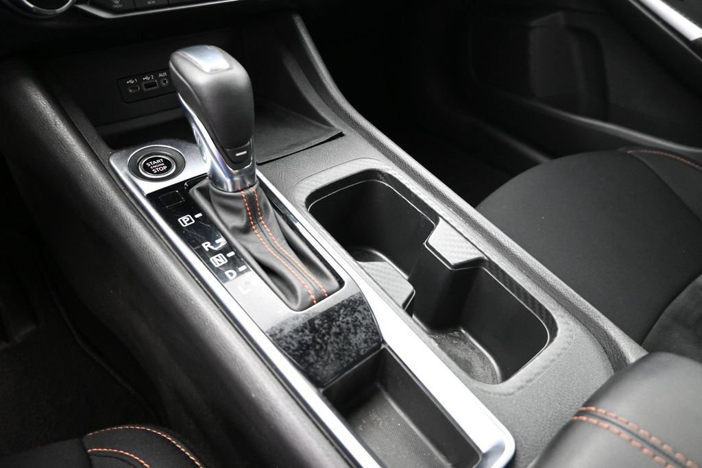 Used 2023 Nissan Sentra SR w/ Midnight Edition Package FWD image 26