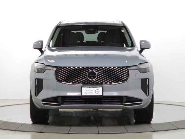 Certified 2026 Volvo XC90 B6 Plus AWD/4WD image 2