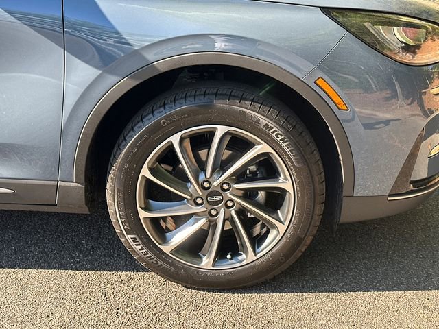 Certified 2023 Lincoln Corsair FWD w/ Equipment Group 101A image 15