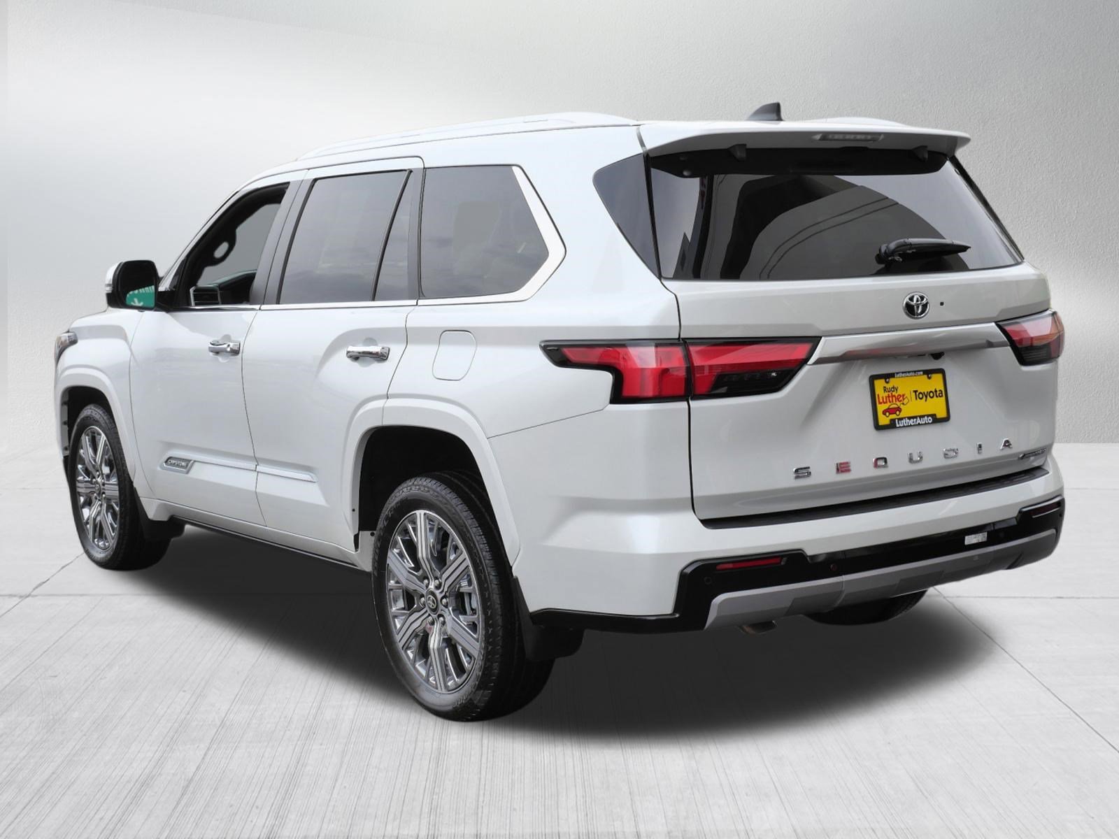 Certified 2025 Toyota Sequoia Capstone image 6