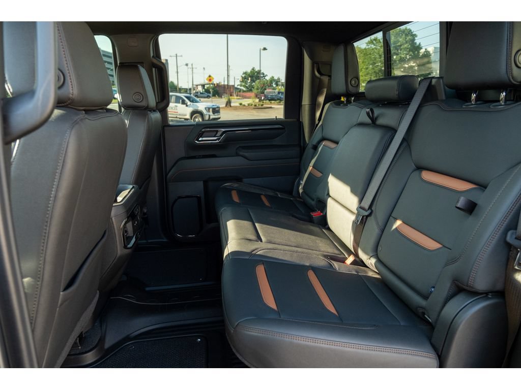 Used 2026 GMC Sierra 2500 AT4 w/ AT4 Premium Plus Package AWD/4WD image 13