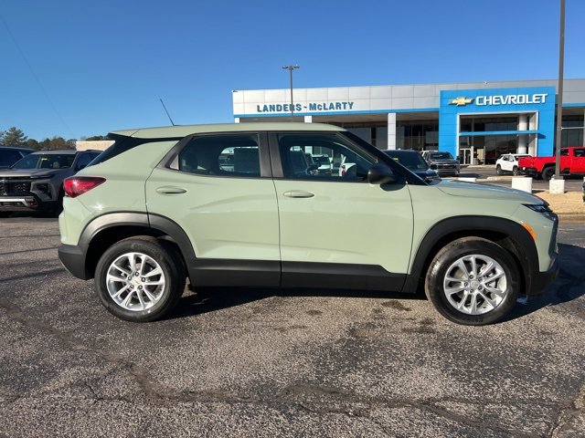 New 2026 Chevrolet TrailBlazer LS image 2