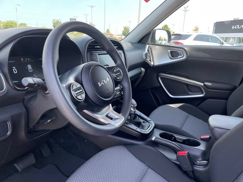 Certified 2022 Kia Seltos S FWD image 10