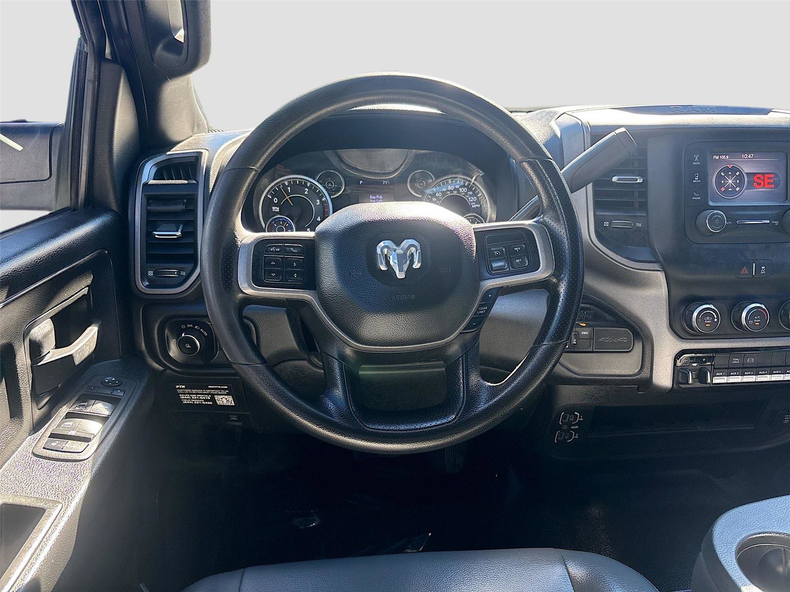 Used 2022 RAM 2500 Tradesman w/ Chrome Appearance Group image 25