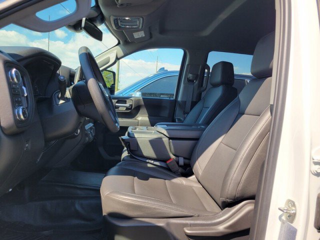 Used 2025 GMC Sierra 3500 Pro AWD/4WD image 17