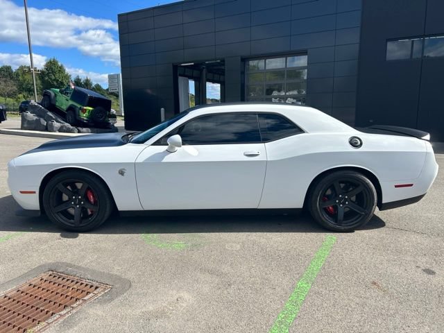 Used 2021 Dodge Challenger SRT Hellcat RWD image 2