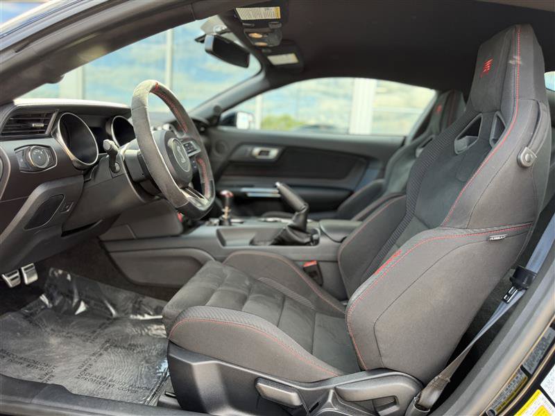 Used 2018 Ford Mustang Shelby GT350R w/ GT350R Equipment Group 920A RWD image 6