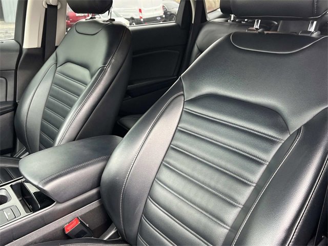 Used 2019 Ford Edge SEL w/ Equipment Group 201A image 30