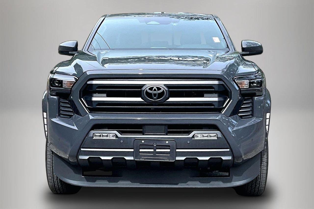 Used 2024 Toyota Tacoma SR5 AWD/4WD image 3
