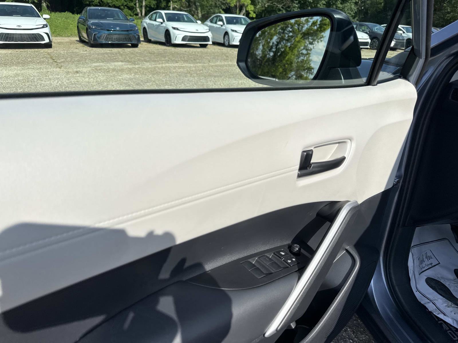 Used 2026 Toyota Corolla Cross L FWD image 19