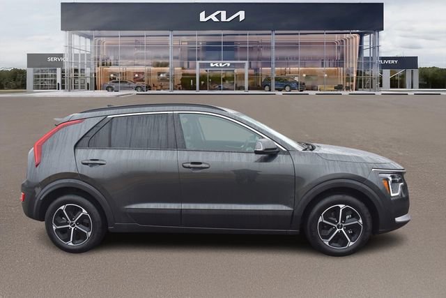 New 2025 Kia Niro EX image 2