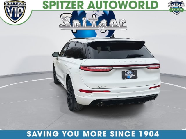New 2025 Lincoln Corsair Reserve w/ Jet Appearance Package AWD/4WD image 8