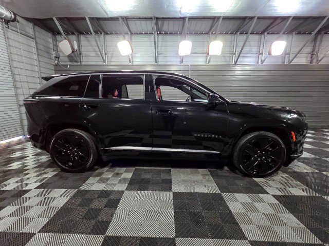 Used 2025 Jeep Wagoneer S Launch Edition AWD/4WD image 9