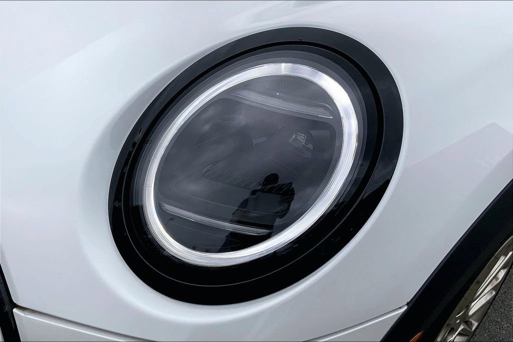 Certified 2025 MINI Cooper S image 30