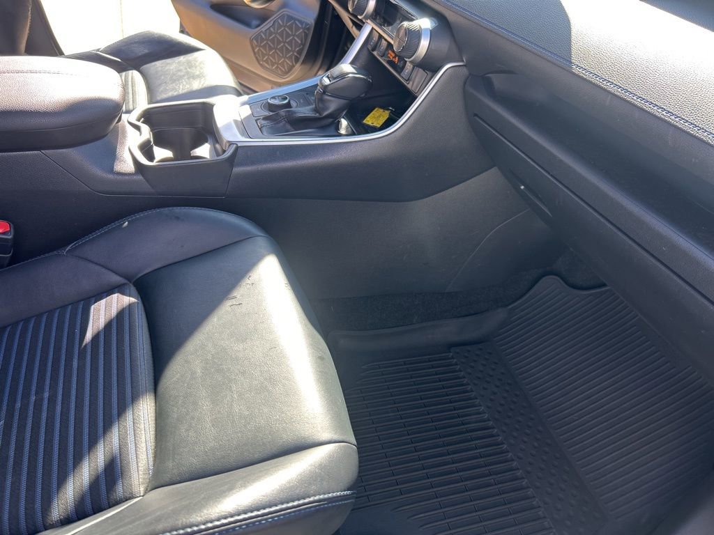 Used 2020 Toyota RAV4 XSE w/ XSE Grade Weather Package AWD/4WD image 27