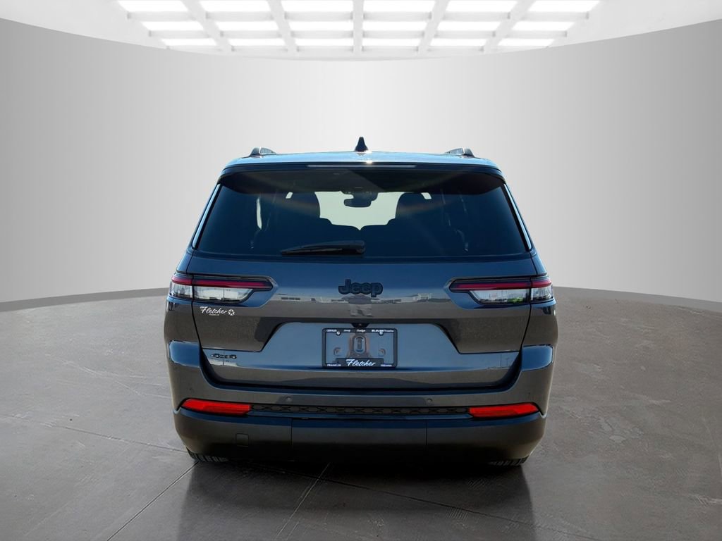 Used 2024 Jeep Grand Cherokee L Altitude image 6