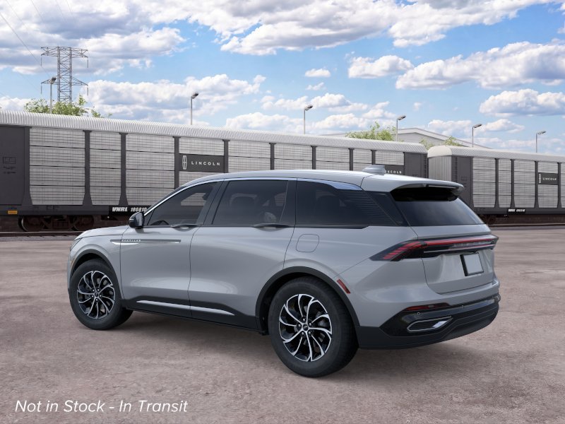 New 2026 Lincoln Nautilus Premier AWD/4WD image 4